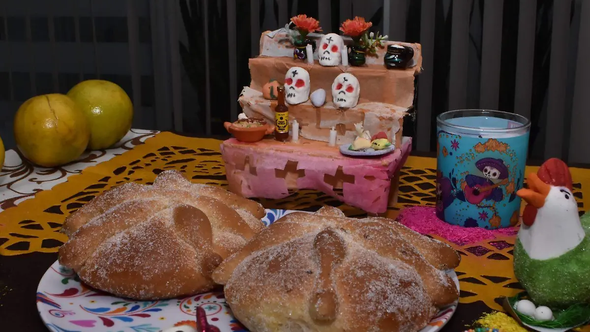 Conoce las nueve diferentes variedades de pan de muerto que se elaboran en Irapuato  (2)